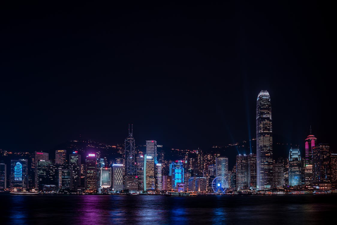 2025年下半年，港险走向何方？