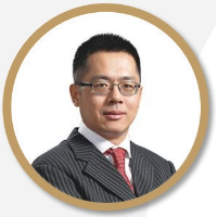 毕万英